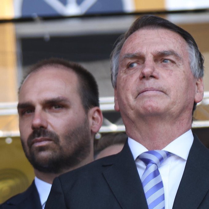 NOSSA DEMOCRACIA E NOSSA SOBERANIA SÃO INEGOCIÁVEIS 🔥✍🏾

Lula abriu o discurso na ONU mandando um recado pra quem quer ferir nossa democracia 🇧🇷 Anotou, Eduardo Bolsonaro?