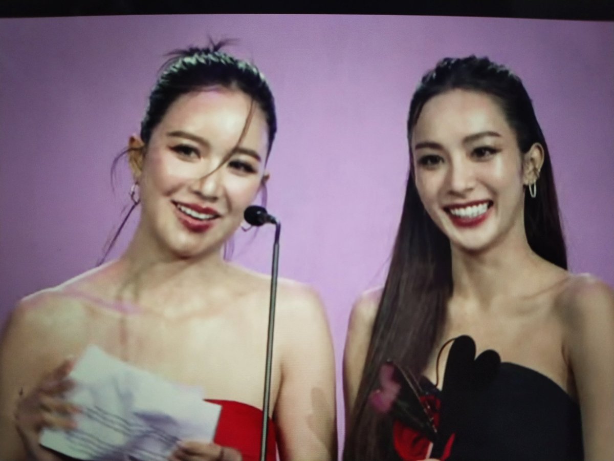 enjoyjune_ph's tweet photo. No words can express how happy we are 😭😭😭😍😍😍😍💖💖💖💖💖💖

Congratulations @Enjoyyotdrr
@JUNE_NANNIRIN

You deserve it girls!!! 🩷🩷🩷🩷💖💖💖
ENJOYJUNE AT YEntAW2025
#EnjoyJunexYentAwards https://t.co/AmRlXJU3Qa