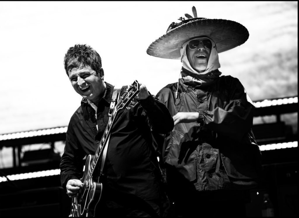 ‘i love the geezer, and i don’t say that just because he’s my brother. he makes me laugh. he’s so surreal’ 🥲🥲🥲🥲🥲