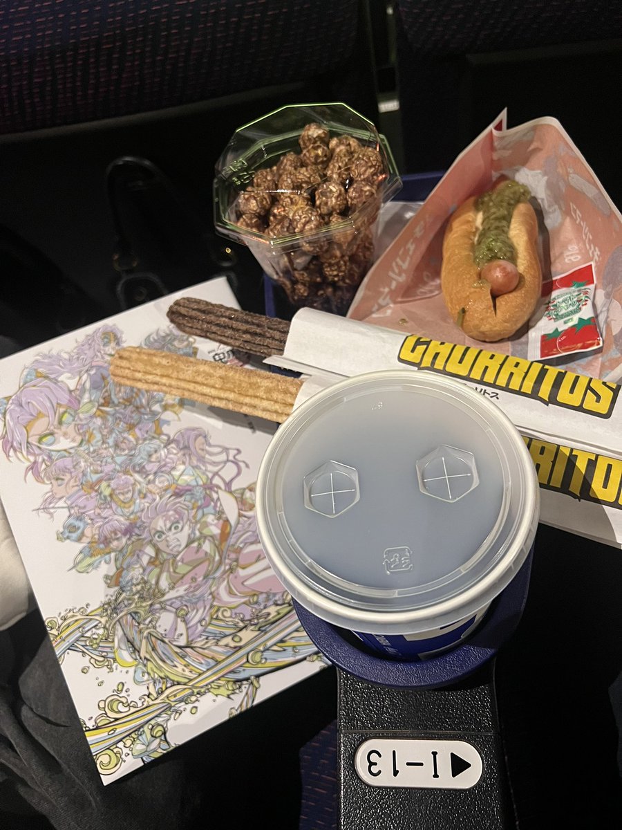z_uga's tweet photo. 映画館で久しぶりに泣いたт т https://t.co/7jMgucauHO