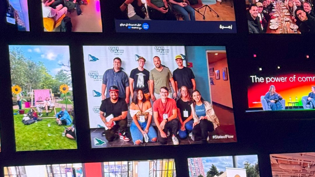 Fri3ndsAgency's tweet image. Community, creativity &amp;amp; a cold beer or two 🍻
Marce at @webflowconf 2025 — from getting a shoutout on the big screen to catching up with legends like Timothy Ricks.

Grateful for this crew 💜
#Fri3ndsAgency #Webflow #WebflowConf