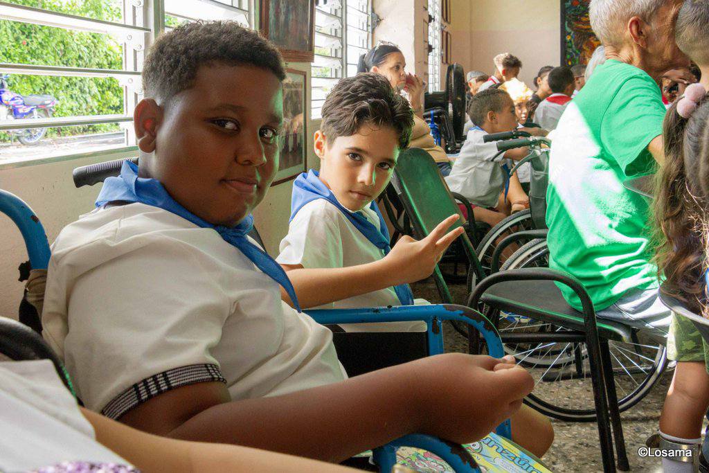 CubaMined's tweet photo. 🇨🇺 Postales de los rostros de niños y niñas de la Escuela Solidaridad con Panamá, de La Habana, durante el desarrollo de la actividad cultural realizada este lunes 22 de septiembre.
#CubaMined compartió alegrías con estos maravillosos infantes.
#EducaciónInclusiva https://t.co/rjnwwhmoPX