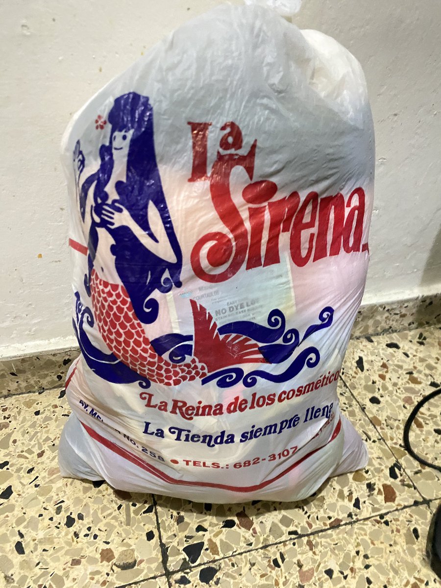 María Colon De León tweet media