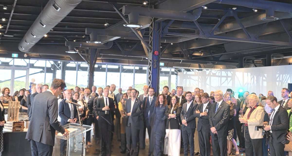 Last week, we were pleased to have been invited to attend a reception celebrating German Unity Day in Montreal, hosted by the Consulate General of Germany and the City of Hamburg. It was a great opportunity to continue building strong relationships with Germany through