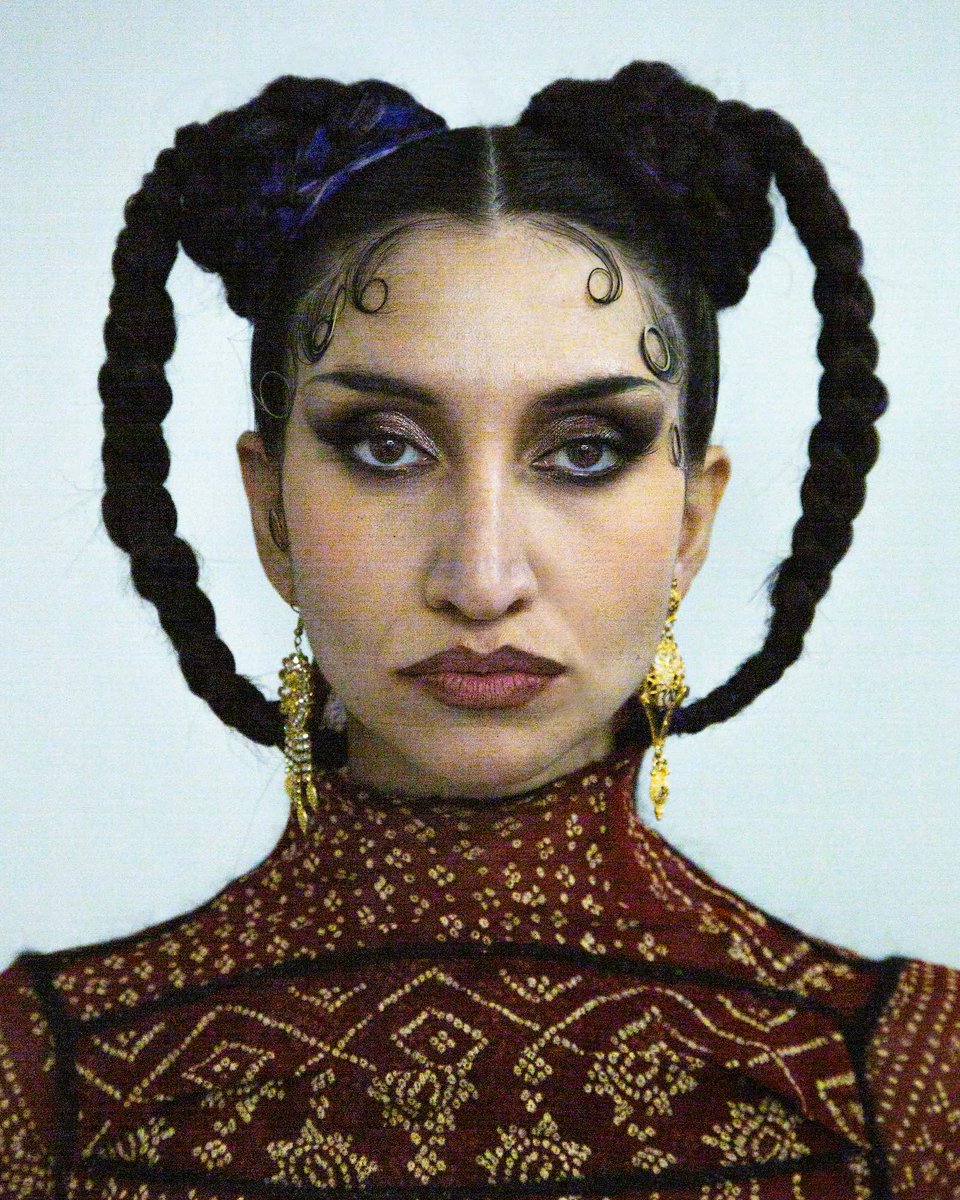 famemagazine's tweet image. fm signature interviews·fm soundwaves
From Tar to Code — NAVA & 555n Rewrite Folklore in the Age of Algorithms
Diaspora hits like a rupture — Persian singer NAVA and cyber-alchemist 555n reunite for their fifth collaboration, fusing tar-born melodies with algorithmic chaos into…