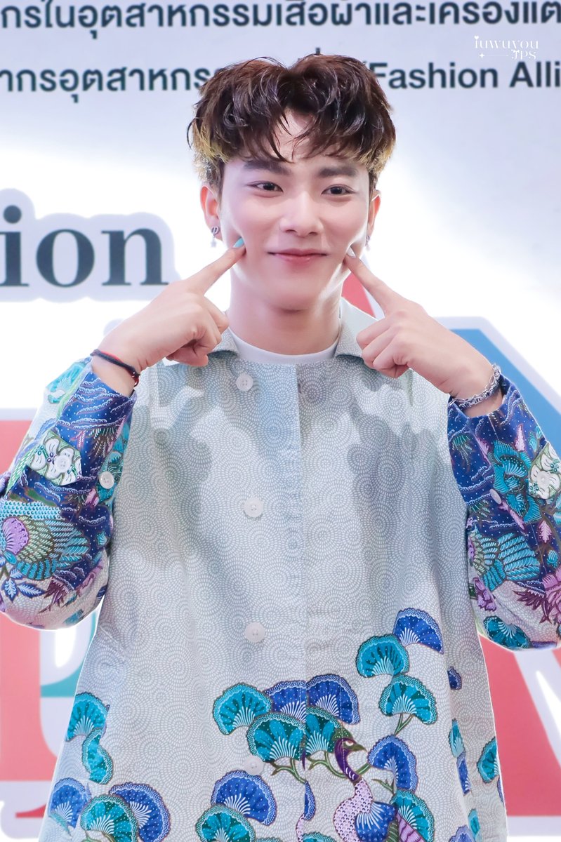 iuwuyoujps's tweet image. (20250923) 

โมจินู่มมมมม🍡👈🏻

— 
PEANUT Mini Fashion Show
#ppeanutp #SuperThai
#DIPROM #FashionAlliance