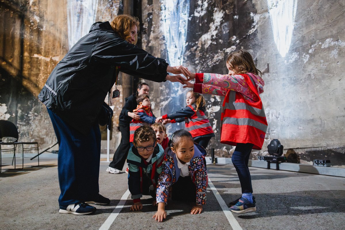 BrunelMuseum's tweet photo. Save 20% on your school visit to the Brunel Museum. Schools can now book our brand new activities for 2025/26:
How to Build a Tunnel Under the Thames and the Discovery Walk. - Book here: https://t.co/bomhRlgv9d https://t.co/EA0PCusav5