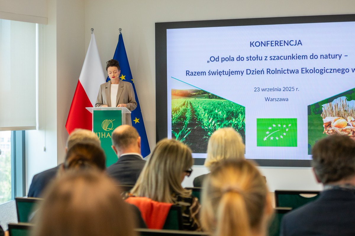 📢23.09 w UE obchodzimy Dzień Rolnictwa Ekologicznego. 
🌾W siedzibie #IJHARS odbyła się konferencja pn. „Od pola do stołu z szacunkiem do natury – Razem świętujemy Dzień Rolnictwa Ekologicznego w UE.”
Link do nagrania: youtube.com/live/ubyVBdB27…