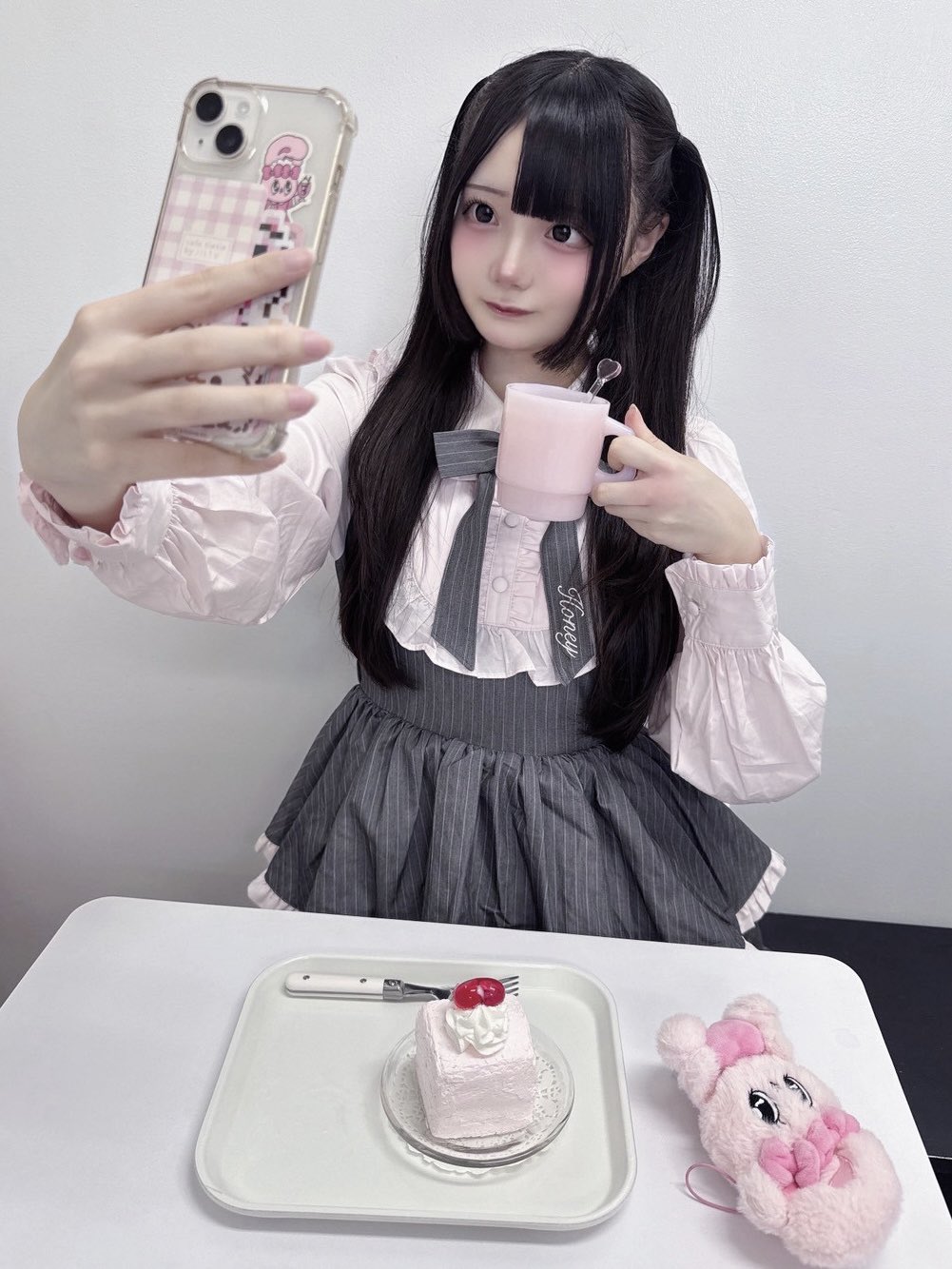 ふれん‎🤍🎀あっとほぉーむカフェ (@maid_Furen) / X