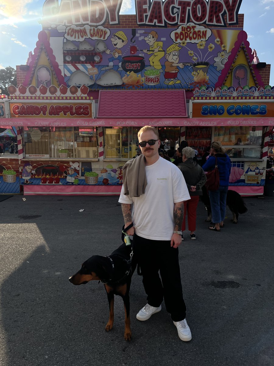 10 years ago (before I had any clients) I was posting my $100K test results for free. 

10 years later, and it’s still paying me back today.

It’s the single biggest reason I’ve had success in my career:

Giving w/o asking.

When I connect with someone new, there are no such