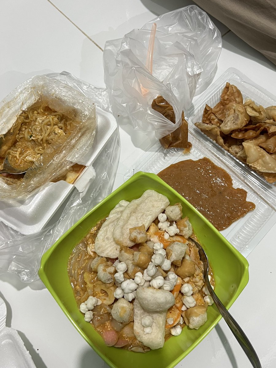 eL ౨ৎ tweet media