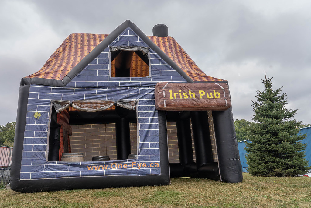 Fall Celtic Festival (@fallcelticfest) on Twitter photo Bring Your Appetite 🍽️ & Raise A Glass 🍻 At The #FallClticFestival!
🔥 Premium BBQ'd Meats 🌱 Vegetarian Options 🍺Craft Beer By <a href="/CameronsBrewing/">CAMERON’S BREWING</a> 🍸Artisan Cocktails By <a href="/WSKYSocial/">Maverick Distillery</a> 🥃Whiskey Tastings In Our Inflatable Pub (Yes, It’s Real!) 👉Full Menu:
fallcelticfestival.ca/s-projects-bas… Bring Your Appetite 🍽️ & Raise A Glass 🍻 At The #FallClticFestival!
🔥 Premium BBQ'd Meats 🌱 Vegetarian Options 🍺Craft Beer By <a href="/CameronsBrewing/">CAMERON’S BREWING</a> 🍸Artisan Cocktails By <a href="/WSKYSocial/">Maverick Distillery</a> 🥃Whiskey Tastings In Our Inflatable Pub (Yes, It’s Real!) 👉Full Menu:
fallcelticfestival.ca/s-projects-bas…