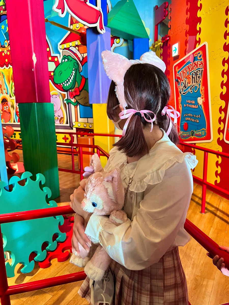 reon_disney25's tweet photo. ディズニー友達作ってみたい(՞_  ̫ _՞)"🤍

#twitter上にいるDヲタ全員と繋がるのが密かな夢だったりするのでとりあえずこれを見たDヲタはRTもしくはフォローしていただけると全力でフォローしに行きます
#ディズニー好きによるディズニー好きのためのフォロー祭り
#ディズニー好きな人と繋がりたい https://t.co/wYD7G1DM4Q