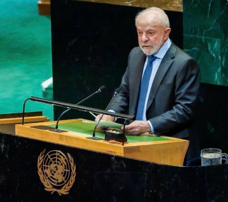 Mais um discurso histórico de Luiz Inácio Lula da Silva. A sua força política rompe fronteiras, é isso que a extrema direita não suporta, o respeito global que Lula tem em defesa dos mais vulneráveis e da paz  é algo que eles nunca vão conseguir ter. 

LULA NA ONU