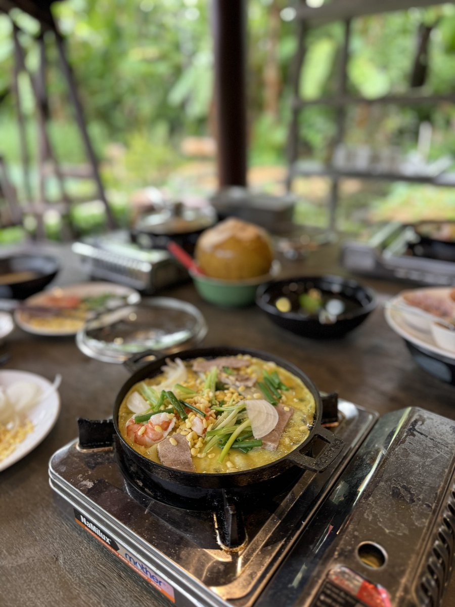 greentea2100's tweet photo. Vietnam cooking class - in the botanic garden. Yum 🤤 

Do you want to know
where is it?🙋

 #experience #Vietnam #saigon #wunderlist #luxuryhotel #travel https://t.co/l1fKWfAOkL