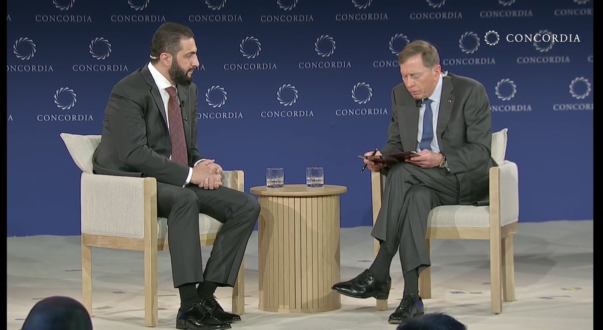 قال شو كبرك يا خبيزة غير شخاخ الكلاب