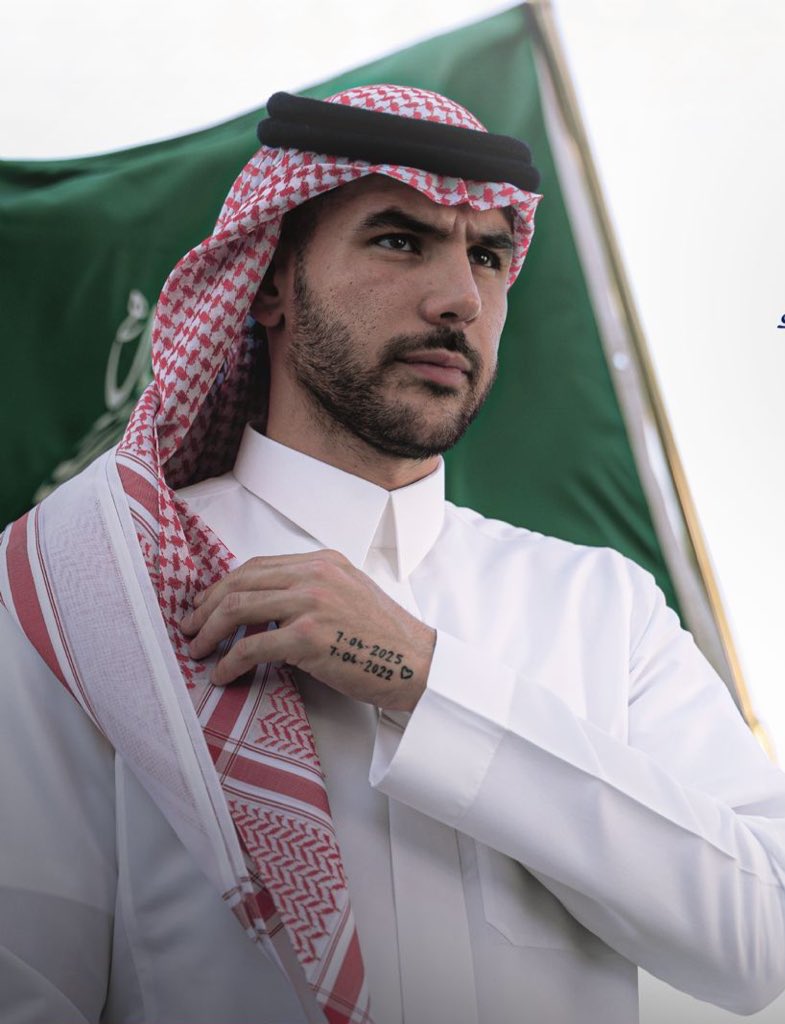 ثيو هيرنانديز. (إكس) 