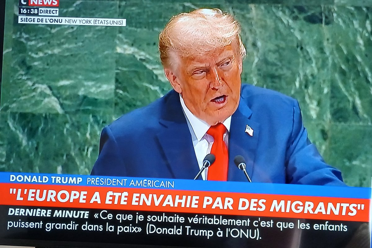 Pierre COIGNARD - AINSI VENDAIT ZARATHOUSTRA (@cocoignard) on Twitter photo Et pendant que le président TRUMP fait un discours magnifique, nous, pauvres français, devons subir : MACRONT ! Quelle misère ! Quelle déchéance ! En 2027, votez tous pour le parti le plus à droite possible, sauf à ce que nous ayons une union des Droites. <a href="/oopsolog/">OOPS</a> <a href="/sai78248/">Philippe Romanée Conti 🍷🍷🍾🍇🏺🥩🐷✝️✡️🐓</a> Et pendant que le président TRUMP fait un discours magnifique, nous, pauvres français, devons subir : MACRONT ! Quelle misère ! Quelle déchéance ! En 2027, votez tous pour le parti le plus à droite possible, sauf à ce que nous ayons une union des Droites. <a href="/oopsolog/">OOPS</a> <a href="/sai78248/">Philippe Romanée Conti 🍷🍷🍾🍇🏺🥩🐷✝️✡️🐓</a>