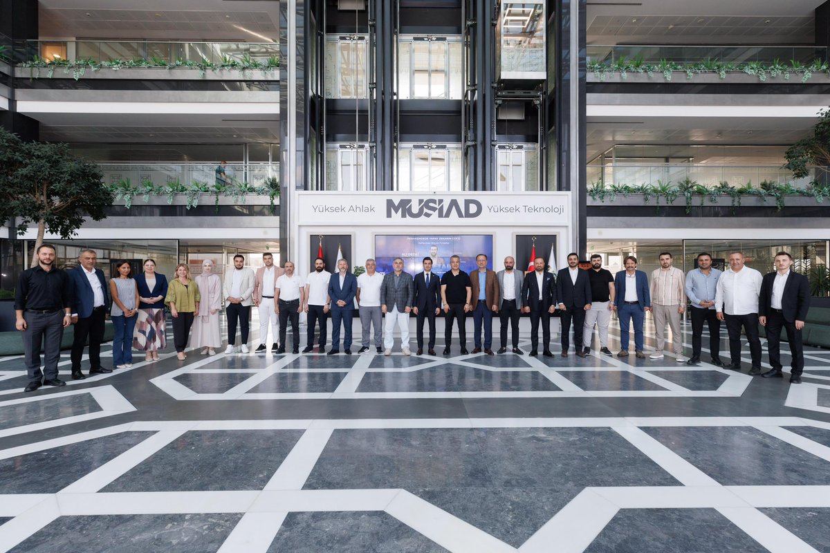 <a href="/MUSIAD/">MÜSİAD</a> Sektörler arası etkileşimi arttırmak, ortak sorunlar ve çözüm önerilerini istişare etmek amacıyla Sektörler Arası Çapraz Toplantılar kapsamında Enerji ve Çevre Sektör  Kurulu olarak Hizmetler ve Finans Sektör Kurulu ile toplantımızı gerçekleştirdik. 
2 sektör kurulu