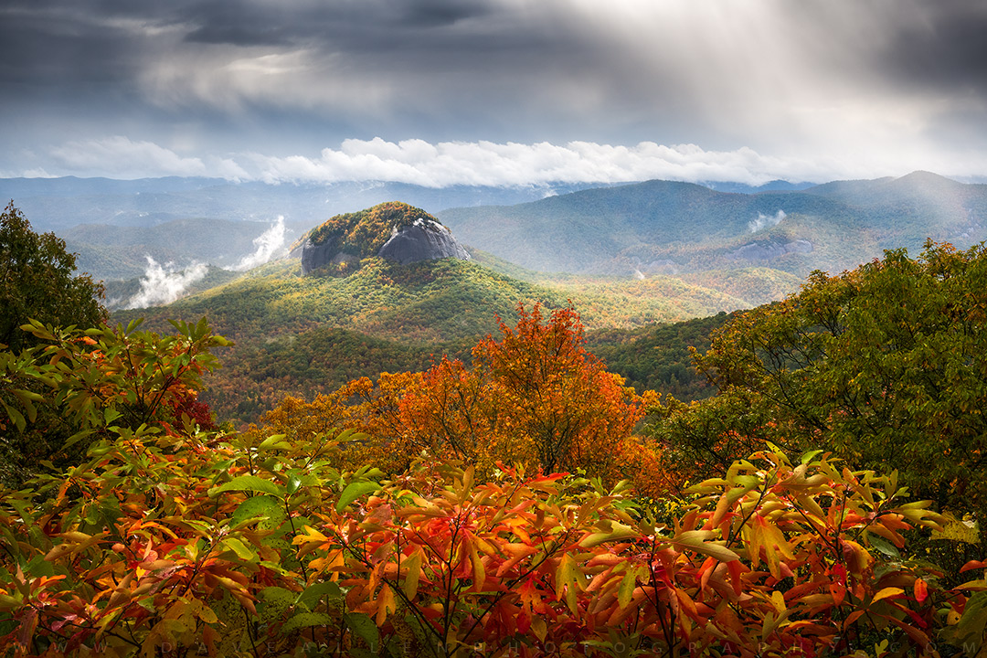 Hope y'all enjoyed the first day of fall, what a great time to be out in the mountains enjoying the cool air and beautiful sights!  This one is from the Blue Ridge Mountains near Asheville, NC, hope you enjoy the view 😀 #photography