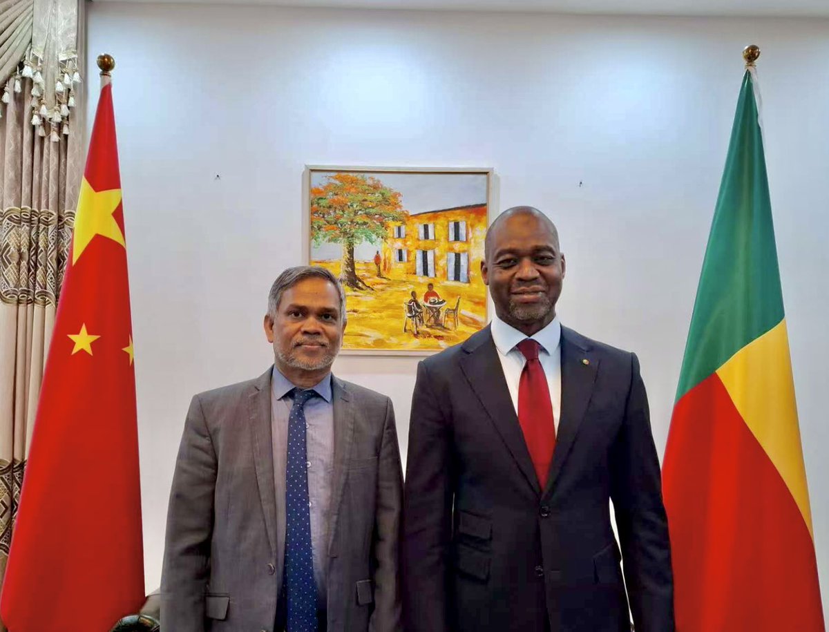 Ambassador <a href="/FazeelNajeeb/">Fazeel Najeeb 🇲🇻</a> met with the Ambassador of Benin to China His Excellency Franck E. W. Adjagba, and discussed cooperation between the two countries.