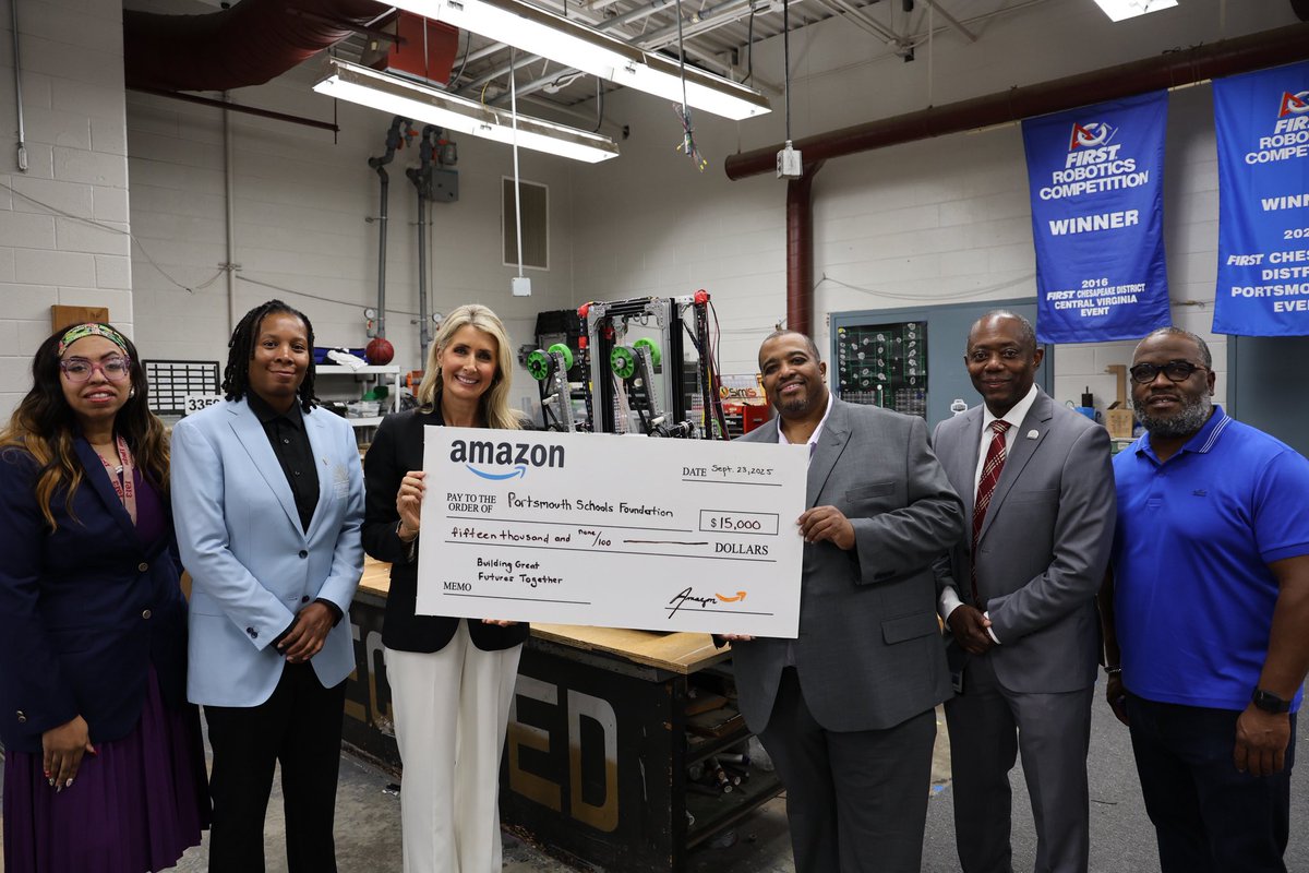 PortsVASchools's tweet photo. Today, @amazon staff presented Portsmouth Public Schools with a $15,000 Amazon Community Engagement grant to support expanded access to technology. This money will be split among the high schools to use in their robotics programs. Special thanks to Speaker @SpeakerDonScott for connecting Amazon with PPS! #PPSShines