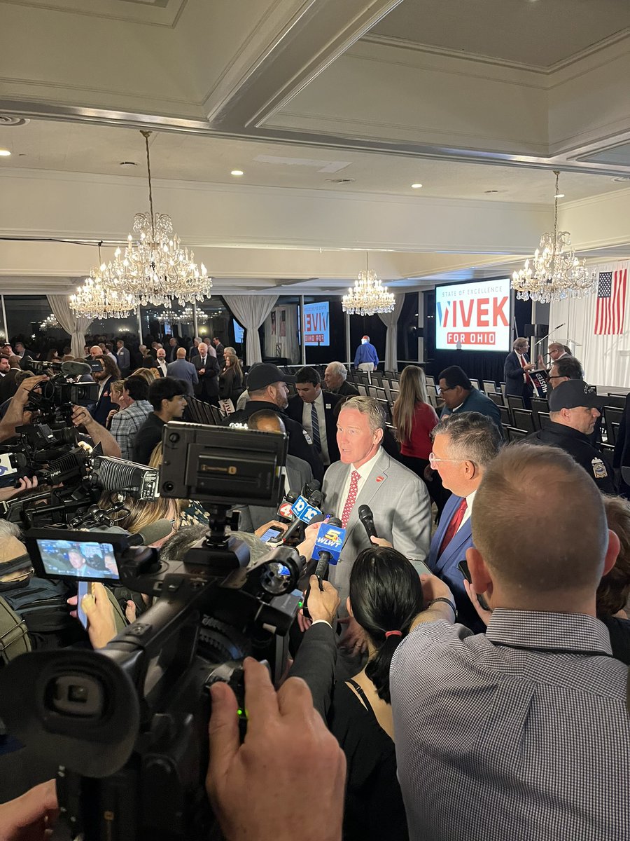 This is what a unified party and a winning team looks like.

#OHSen #OHGov