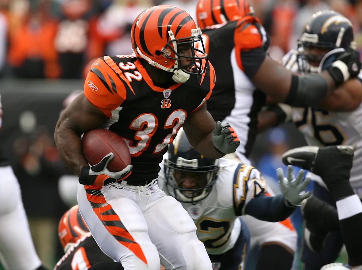 DailyLoud's tweet image. Former Cincinnati Bengals running back Rudi Johnson has passed away at 45 💔🕊️