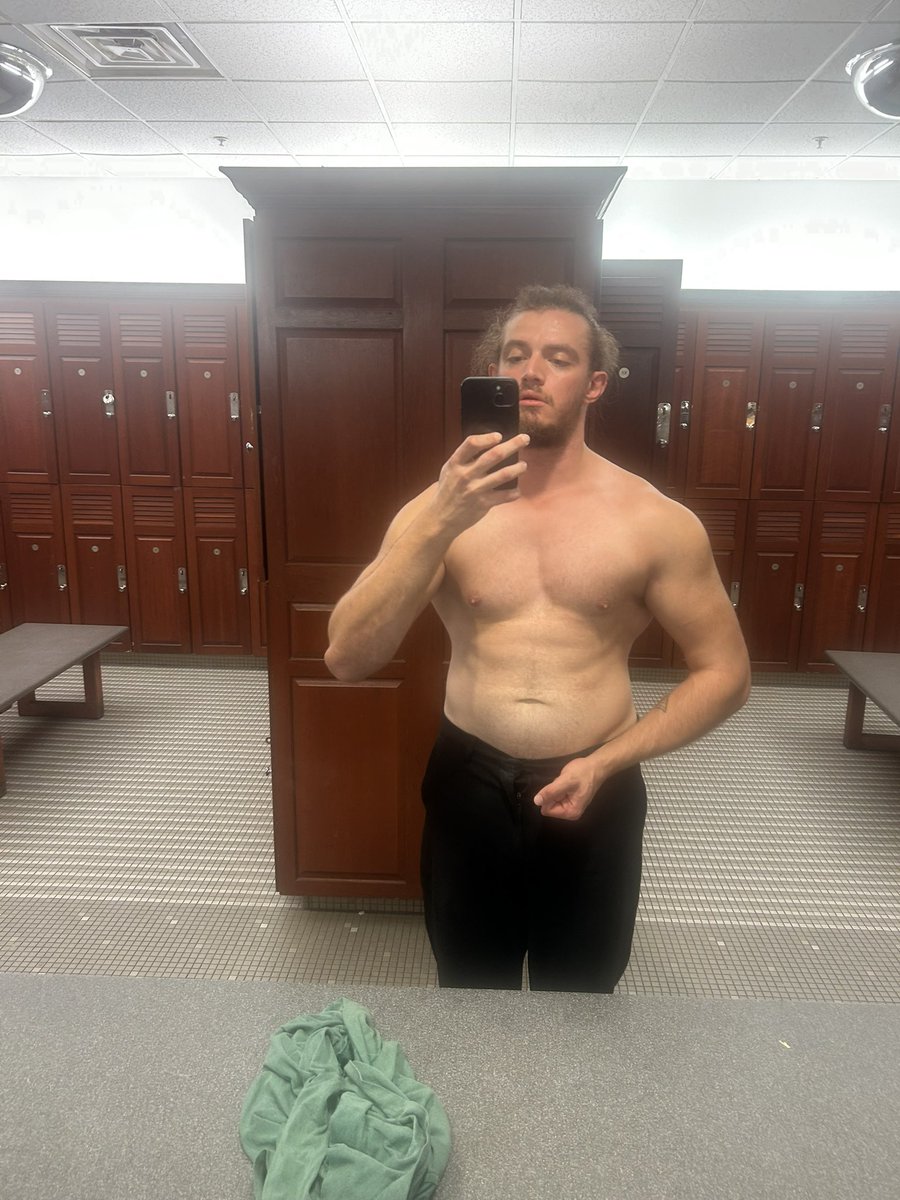 List or no list, I had my best body of work to date this year. Most of my accolades were tag team based and that’s ok. I’m very proud of the work I created this year and will continue to create. Celebrate your friends. Don’t be dicks. Get back to work baby. Nobody built like -
