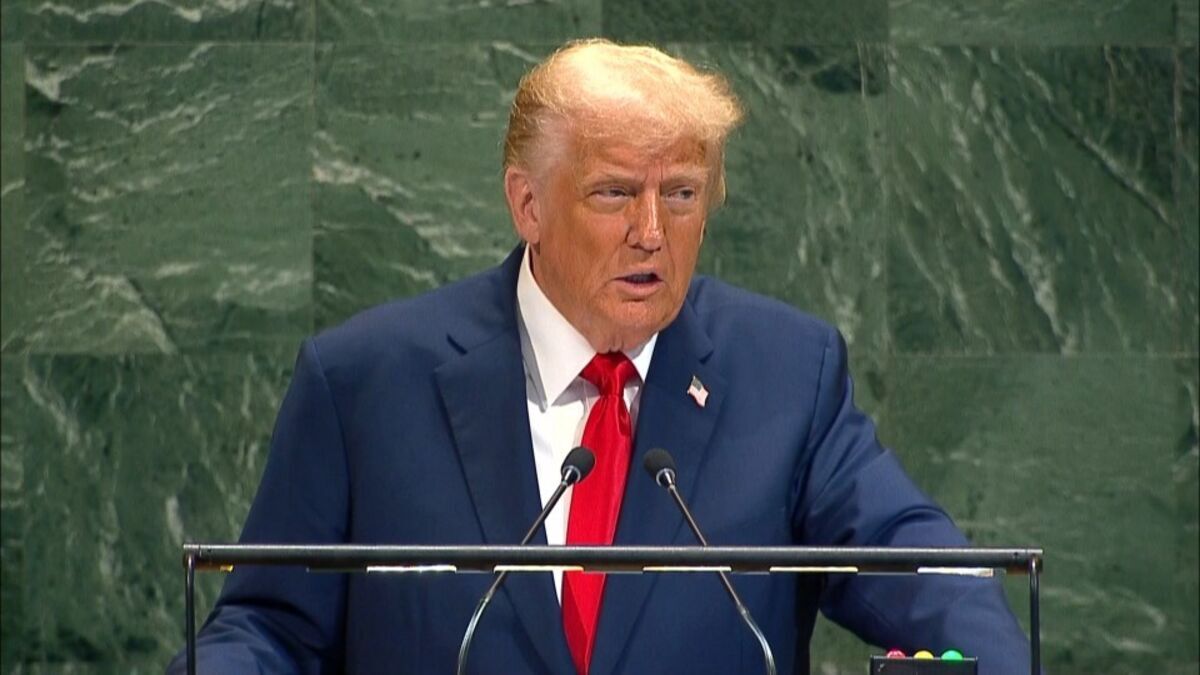 Bruno Rodríguez P (@brunorguezp) on Twitter photo La arremetida hoy del presidente #Trump contra <a href="/ONU_es/">Naciones Unidas</a> representa un ataque a su esencia como organismo internacional más universal y democrático, a los propósitos y principios de la Carta, y al concepto de igualdad soberana entre los Estados. La arremetida hoy del presidente #Trump contra <a href="/ONU_es/">Naciones Unidas</a> representa un ataque a su esencia como organismo internacional más universal y democrático, a los propósitos y principios de la Carta, y al concepto de igualdad soberana entre los Estados.