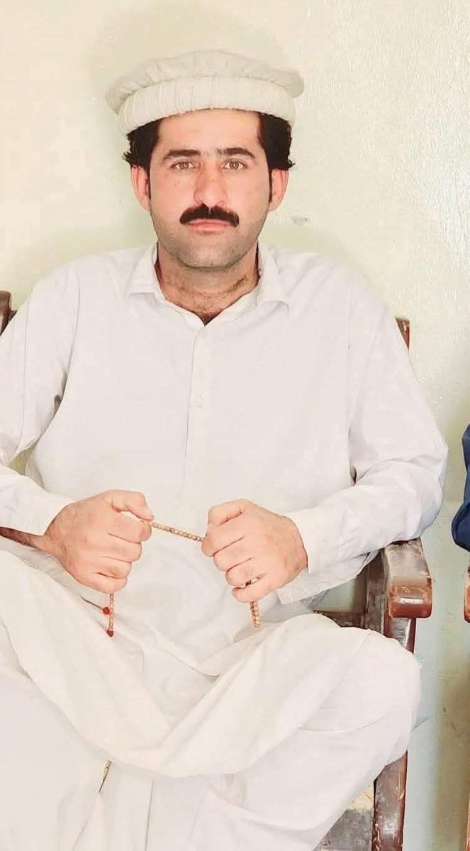 AhsanNangy32727's tweet photo. اعظم شیرانی کی بحفاظت بازیابی کے لیے آج ٹویٹر ٹرینڈ کےلئے ہمارا ہیش ٹیگ یہ ہوگا ۔

#RecoverAzamSherani
#BringbackAzamSherani https://t.co/Rrm3GS8Lln