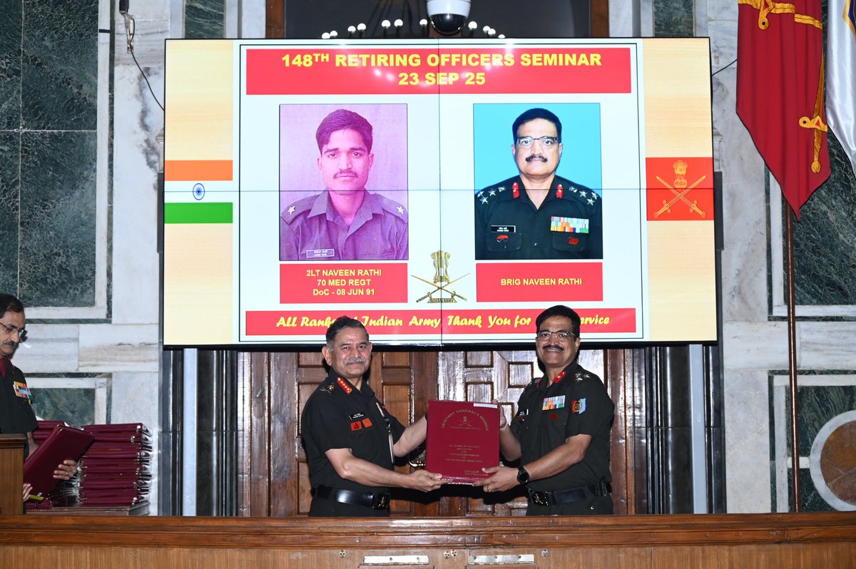adgpi's tweet image. Honouring a Lifetime of Service to the Nation.

#GeneralUpendraDwivedi, #COAS interacted with the Officers superannuating on 30 September 2025 during the Retiring Officers&apos; Seminar #ROS. #COAS commended the Officers for their selfless service to the Nation &amp;amp; the organisation and…