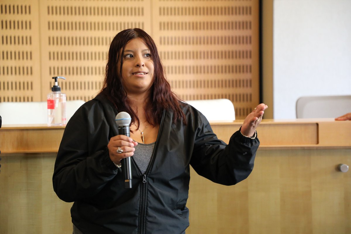 NorcoCollege's tweet image. We launched the first event of the Fall 2025 Read 2 Succeed series last week, featuring &quot;Fireworks Every Night&quot; by Beth Raymer. 🎉📚 It was a fantastic discussion with Phoenix Scholars as we delved into the book and explored the topics. #Read2Succeed #PhoenixScholars