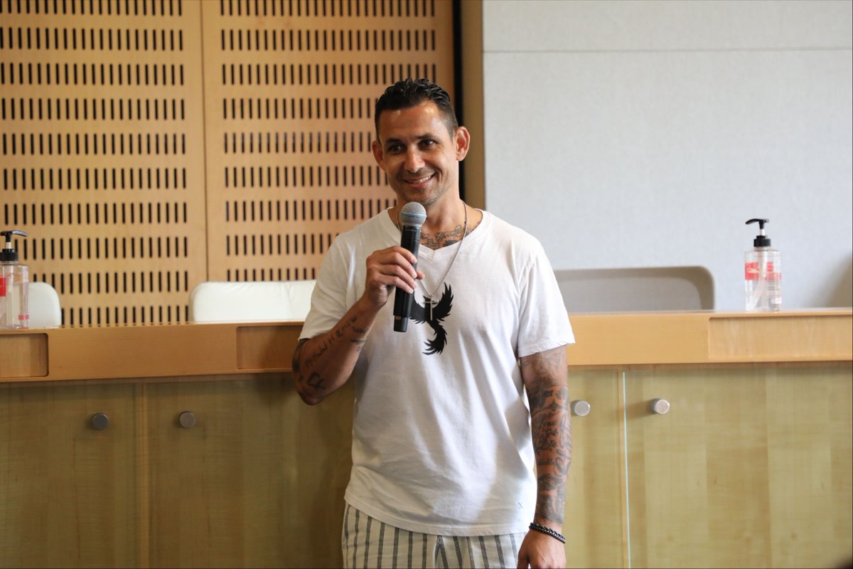 NorcoCollege's tweet image. We launched the first event of the Fall 2025 Read 2 Succeed series last week, featuring &quot;Fireworks Every Night&quot; by Beth Raymer. 🎉📚 It was a fantastic discussion with Phoenix Scholars as we delved into the book and explored the topics. #Read2Succeed #PhoenixScholars