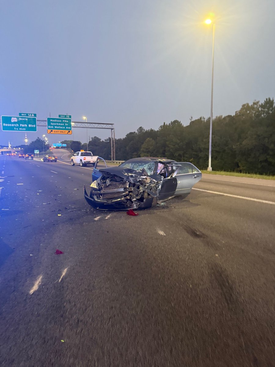 On Sunday, Sept. 21, I-565 near Sparkman Drive became a dangerous reminder of why Alabama's Move Over Law exists.

READ MORE 👉 tinyurl.com/4vhebez9