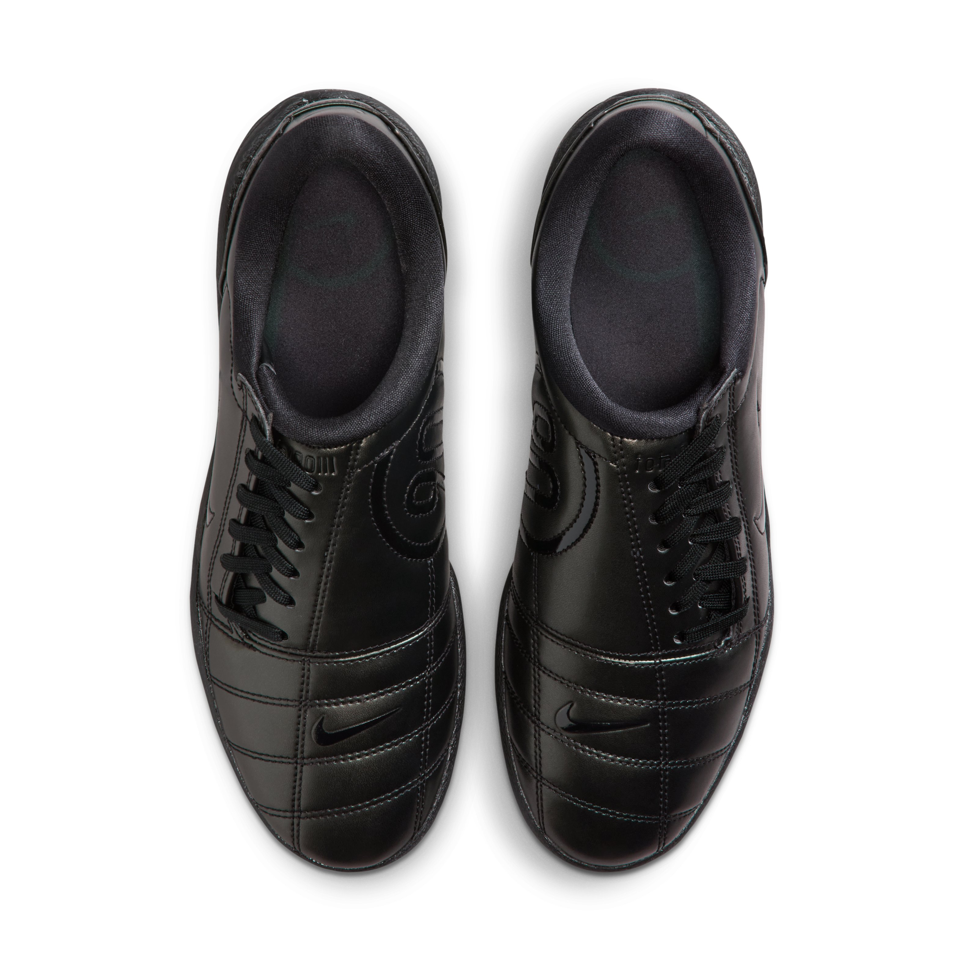 b*s様 新品 Nike Total90 トリプルブラック 黒 トータル90 2 新品 Nike Total90 トリプルブラック 黒 トータル90 26.5cm 楽天