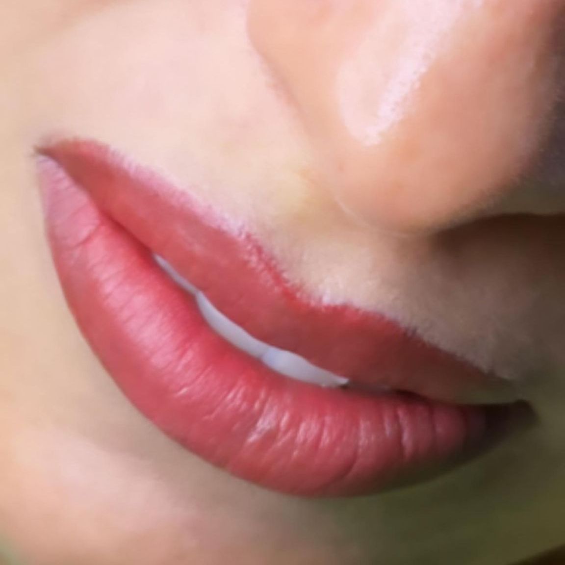 farbrows2022's tweet image. Are you tired of reapplying lipstick throughout the day? Our lip-blushing services will give you the perfect, lasting tint. Contact us now to schedule your consultation!
#LipBlushingServices
ashburnpermanentmakeup.com/lip-blushing-s…