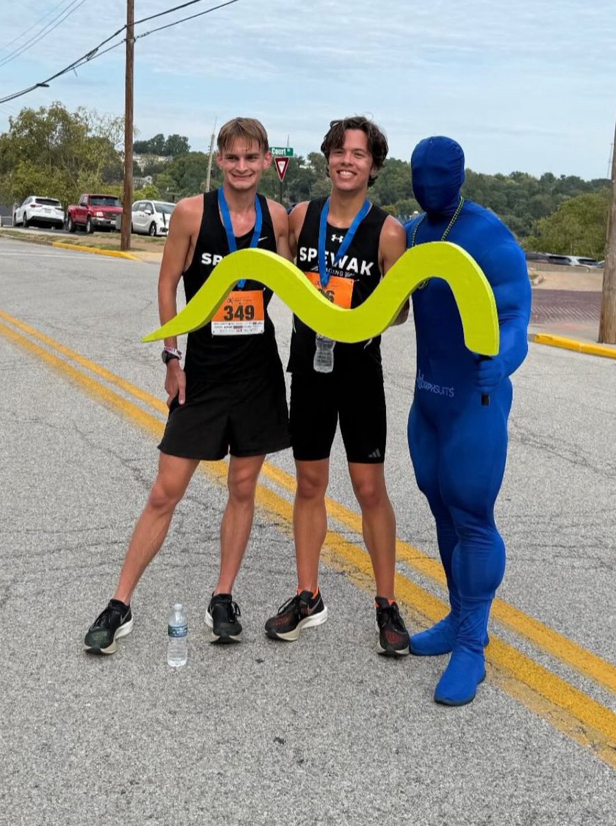 SpewakR's tweet image. Let’s give it up for Tony and Jonah who went 1-2 at the Miles for Meso 5k over the weekend! Tony won $500 &amp;amp; Jonah took home $250! They both are training hard this fall for the Indy Half Marathon with the team. Proud of these guys! #spewakracing #runstl