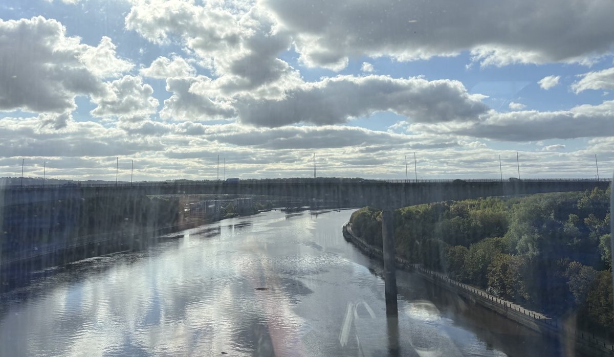 joannaofottawa's tweet image. Kings Cross this morning; Newcastle this afternoon.

#trains #traintravel #london #newcastle