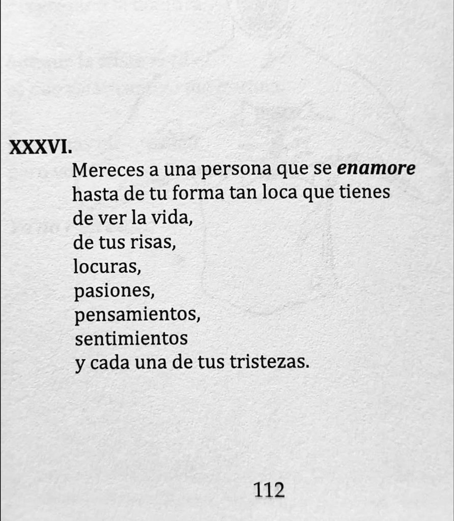 🤍🖤🤍

       Mereces..."

.