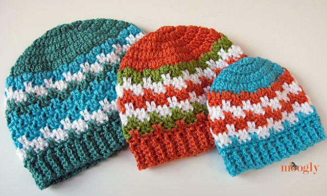 Perfect for all skill levels, the Leaping Stripes and Blocks Beanie crochet pattern allows you to create stylish beanies in all the sizes, from baby to adult! 😍
mooglyblog.com/leaping-stripe… #crochet #freecrochetpatterns
