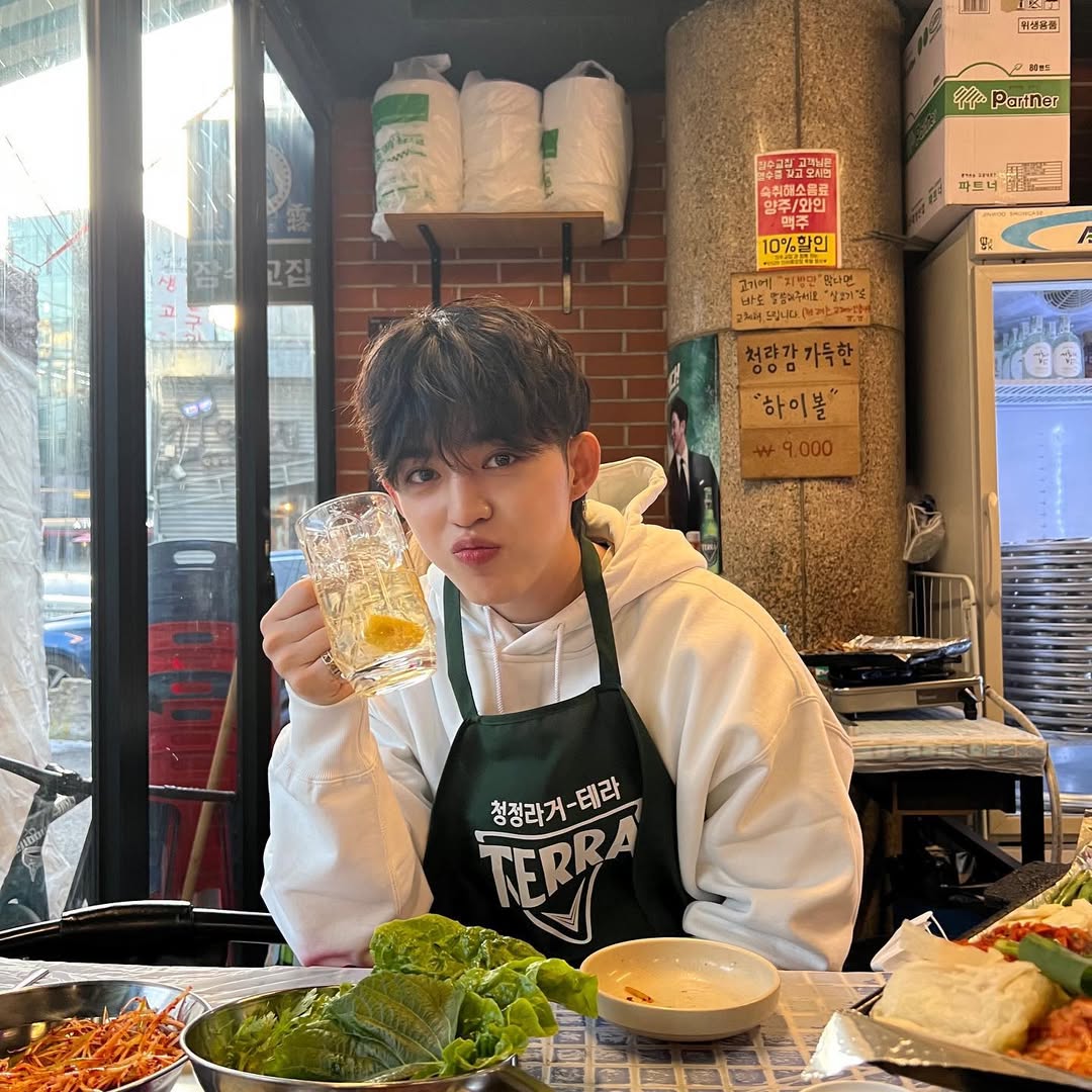devjww's tweet photo. ㅤ 

Happy 10 months sa pinakapogi kong jowa na walang sawa kung alagaan ako at ibaby. Salamat for being there always, at sa pagtanggal ng pagod ko sa bawat pagtapos ng mga nakakapagod na araw. Mahal kita.  
ㅤ
ㅤ https://t.co/LTvuaZehOp
