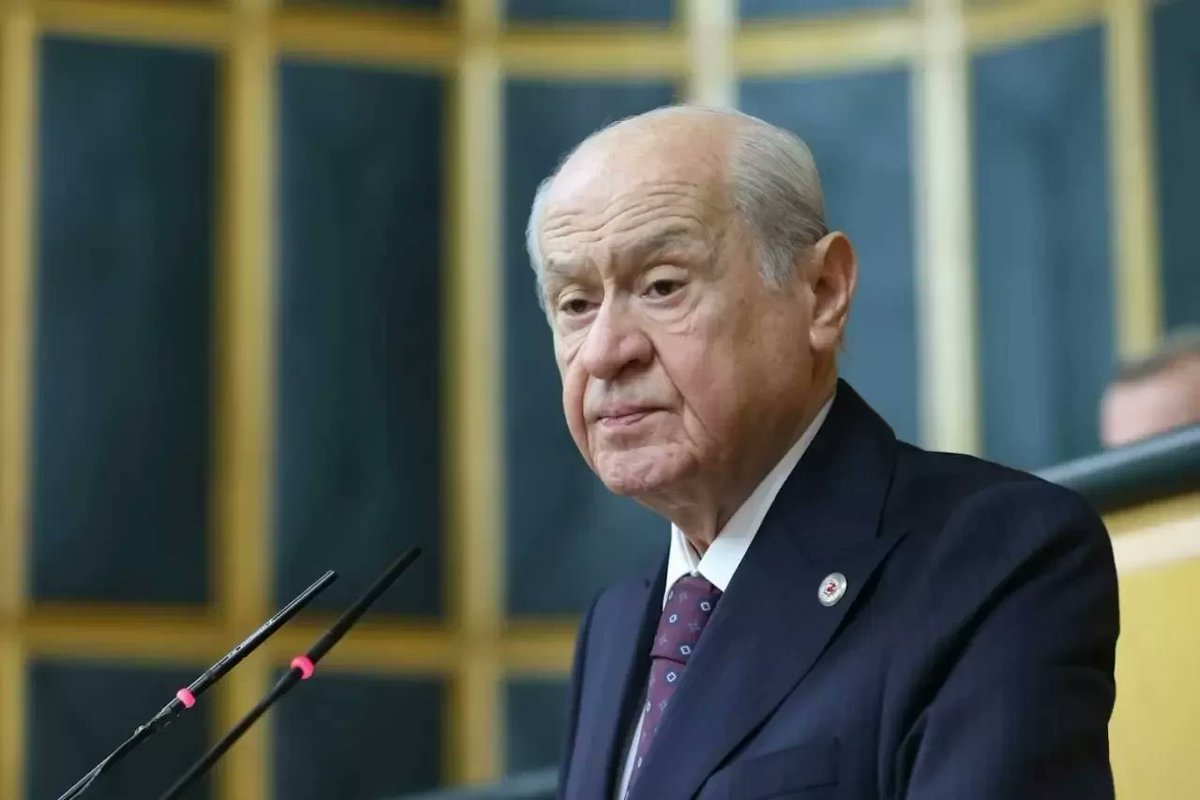 TurkgunGazetesi's tweet image. MHP Lideri Devlet Bahçeli&apos;den Filistin açıklaması

turkgun.com/siyaset/mhp-li…

#mhplideridevletbahçeli