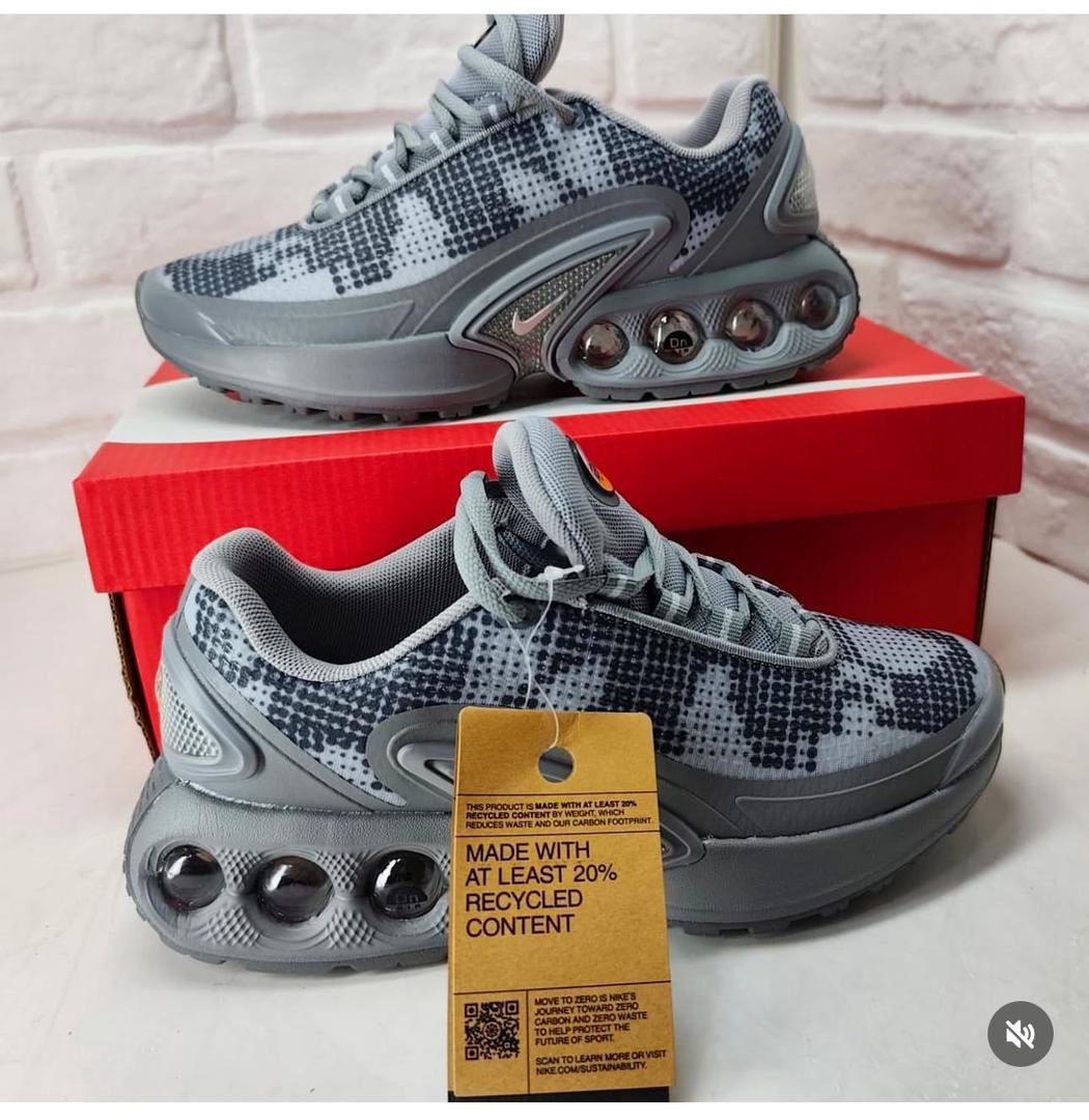 OChigazu's tweet photo. @Odumodublvck_ U wey hold block right from time.
Nike air max available for order and all other fashion items on your wishlist. Place that order https://t.co/5pU5Dz438s