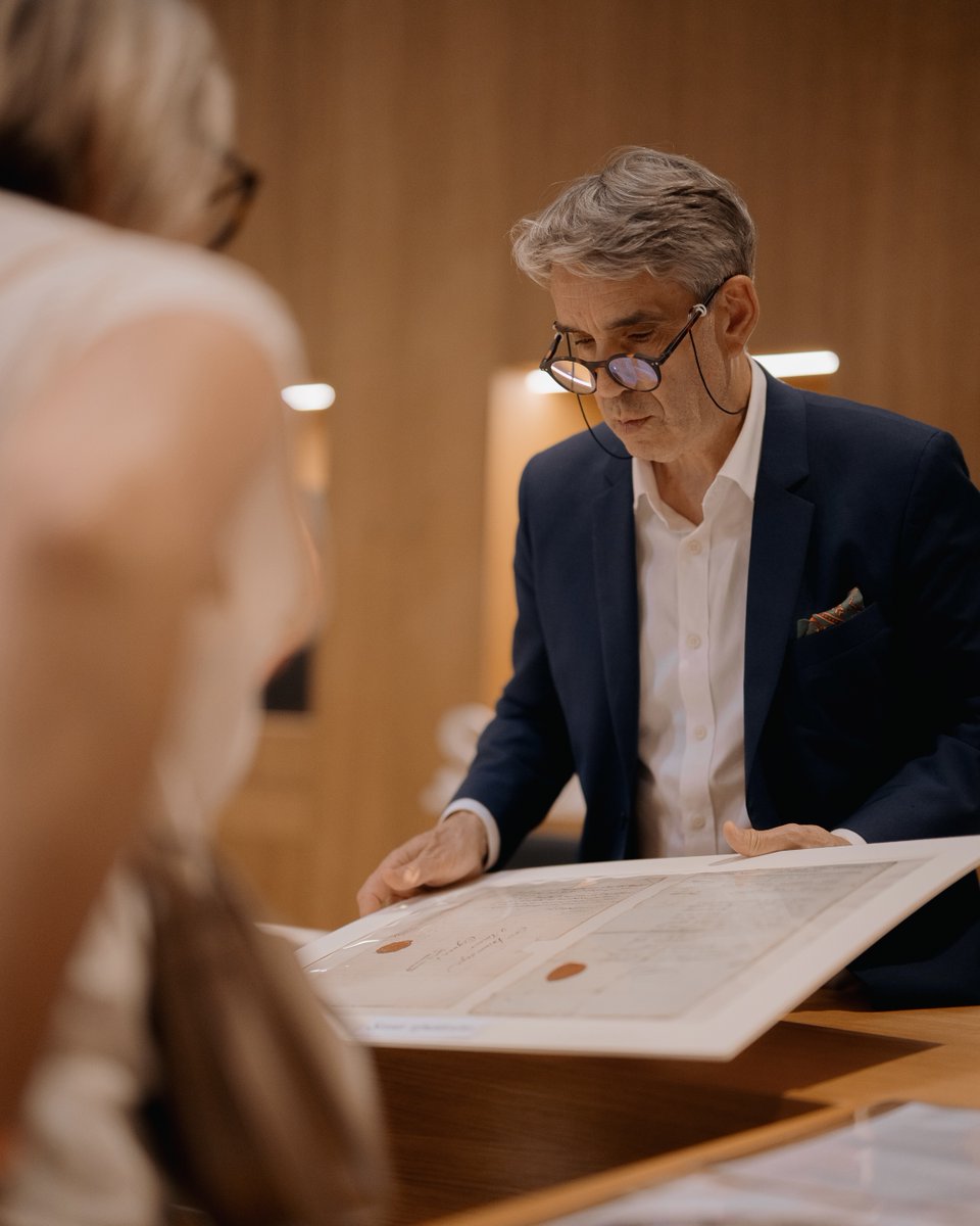 LVMH's tweet image. For the European Heritage Days, Maison @Hennessy  opened the doors of its Atelier des Editions Rares in Cognac, usually closed to the public. The workshop offered visitors a unique opportunity to discover the gestures and techniques of Hennessy’s experts in finalizing their most…
