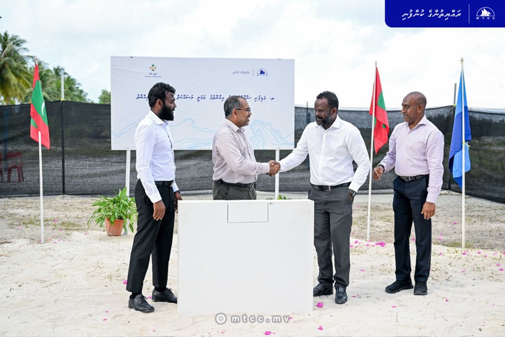 ތ. މަޑިފުށީ ސްކޫލްގެ އައު އިމާރާތުގެ ޢަމަލީ މަސައްކަތް އެމްޓީސީސީން ފަށައިފި

ޕްރެސް ރިލީޒް: tinyurl.com/bdzzcvts