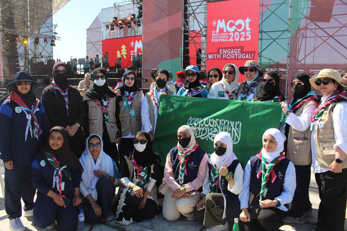 Sa__Alharbi1's tweet image. في يومنا الوطني المجيد 🇸🇦
 أتشرف بتمثيل المملكة العربية السعودية ضمن الوفد السعودي في المعسكر الكشفي بالبرتغال، 
فخورة برفع راية الوطن عالياً بين وفود العالم، كل عام و وطني في عز وتمكين، وكل عام ورايتنا خفّاقة بالمجد والفخر🤍
#اليوم_الوطني_السعودي_95 
@scouts_org_sa