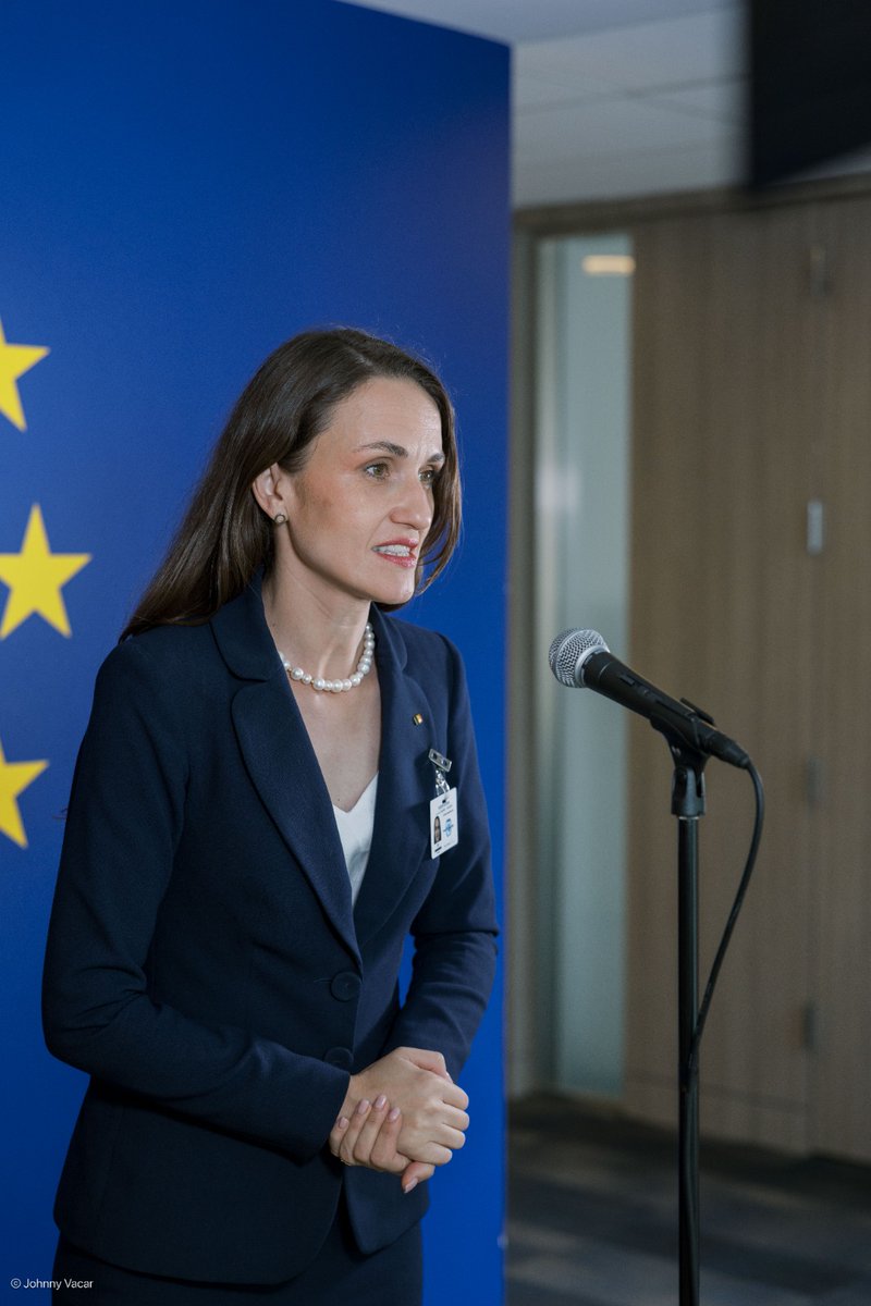 Am participat la New York la reuniunea informală a miniștrilor de externe ai #UE, înainte de deschiderea oficială a Adunării Generale ONU – #UNGA 80. Am avut o discuție productivă și deschisă. De asemenea, am avut un schimb de opinii cu omologii din Brazilia, Mexic, India și