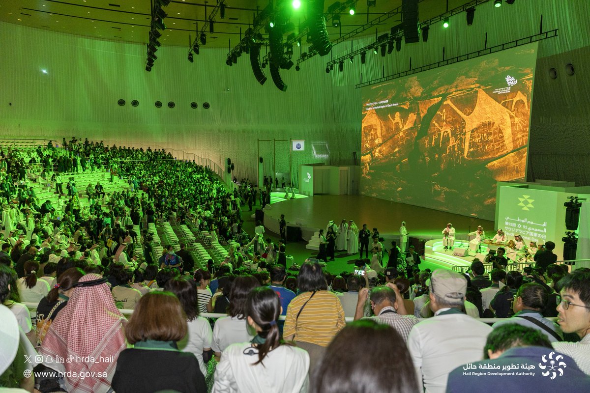 تراث حائل.. من الشويمس إلى أوساكا 🇸🇦

ضمن احتفال المملكة بـ #اليوم_الوطني_السعودي_95 في #إكسبو_2025 باليابان، استُعرضت مشاهد من آثار منطقة حائل لتجسد حضارتنا وترويها للعالم بفخر واعتزاز.