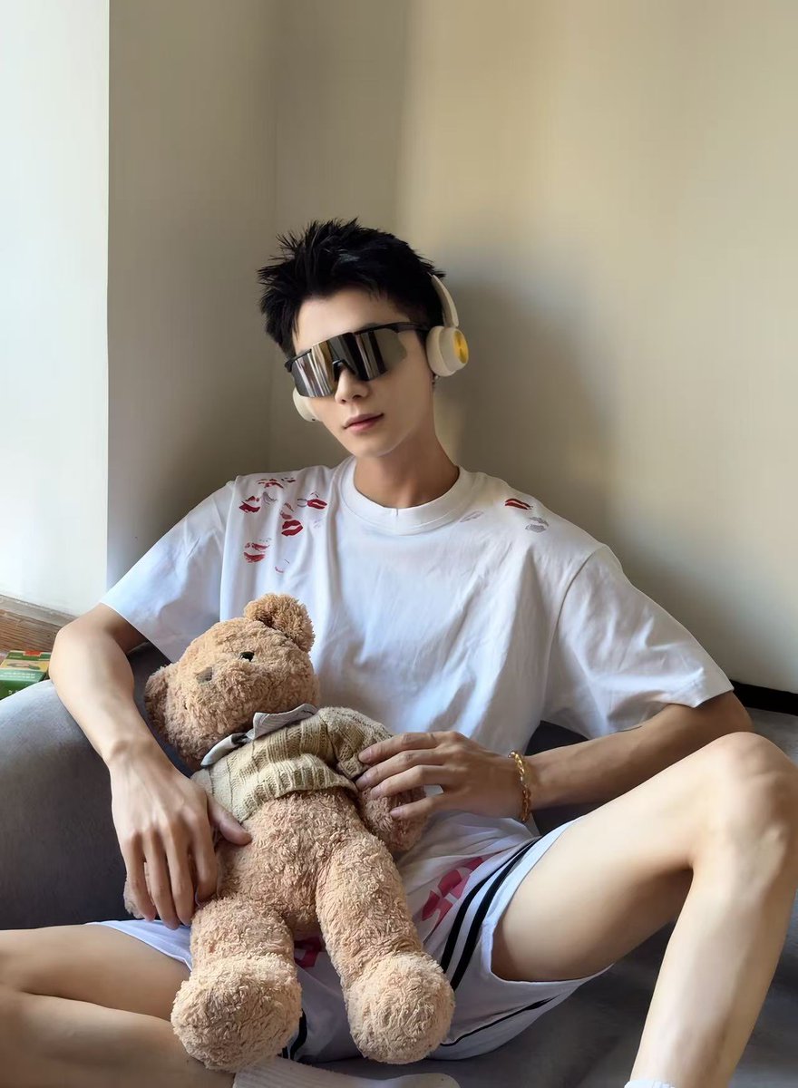 daniel479566870's tweet photo. 新到小哥哥👦 https://t.co/ak8nDZRpZK
